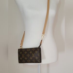 100% Authentic Louis Vuitton Pouch